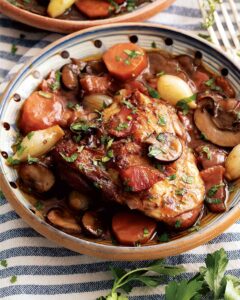 Read more about the article Coq au Vin: When Chicken Takes a Luxurious Soak in Wine!