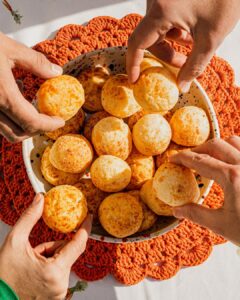 Read more about the article Pão de Queijo: Where Cheese and Tapioca Flour Have a Flavorful Love Affair!