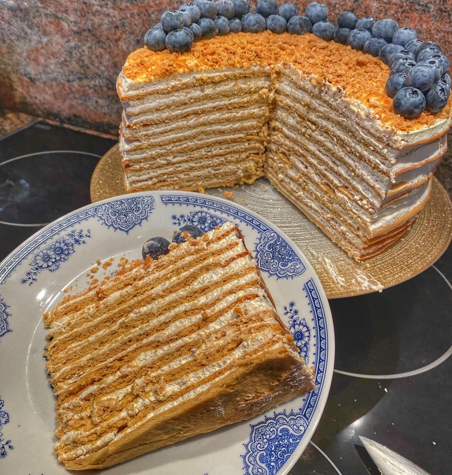 Read more about the article Sweet Layers of Love: Unveiling the Russian Medovik Recipe