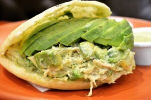 Read more about the article Queen of the Arepas: The Regal Reina Pepiada Recipe!